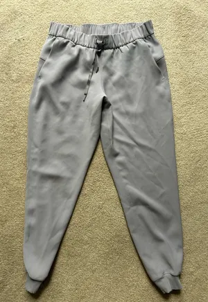 Lululemon Joggers thumbnail 1