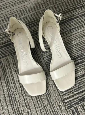 Calvin Klein white shoes  thumbnail 1