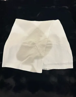 Abercrombie White Linen Wrap Skort thumbnail 2