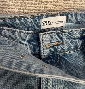 ZARA Cargo Jeans thumbnail 4