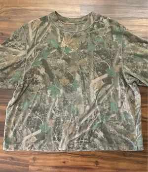Abercrombie & Fitch Camo Tee thumbnail 2