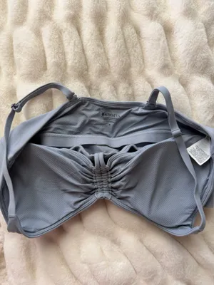 Athleta Cutout Sports Bra thumbnail 3
