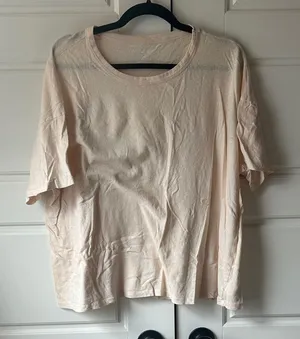 American Eagle Outfitters Soft Cream Short Sleeve Tee thumbnail 1