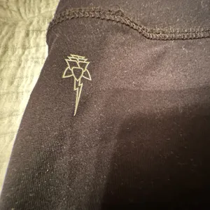 E & R Sport Bike Shorts - NWOT - Size M thumbnail 3
