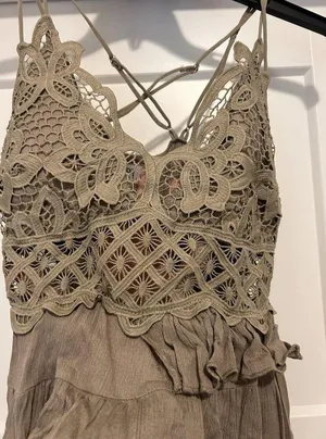 Sept & Co Boutique Women’s Size Small Bralette Lace Cami Camisole Top Khaki thumbnail 2