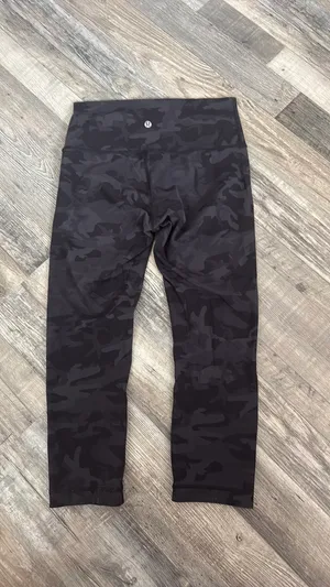 Women’s Lululemon Leggings thumbnail 3