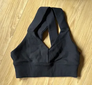 Alo Yoga Emulate Bra thumbnail 1