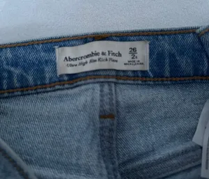 Abercrombie Kick Flare Jean Petite thumbnail 10