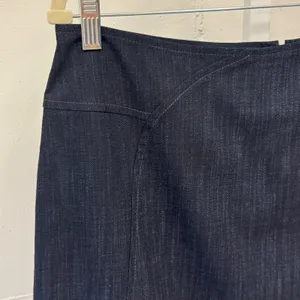 Worth New York Dark Indigo Wool Blend A-Line Pencil Skirt Size 6 Seam Detail thumbnail 4