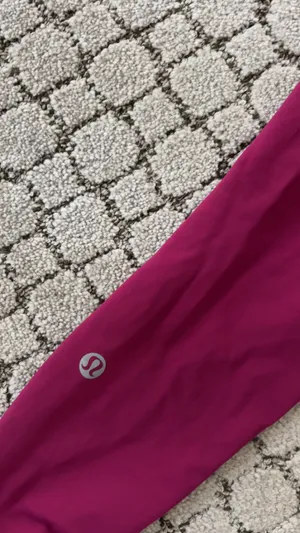 lululemon magenta leggings size 2 thumbnail 3