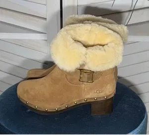 NWOT UGG Lynnea Brown Suede Shearling Cuff Clog Boots 7 thumbnail 1