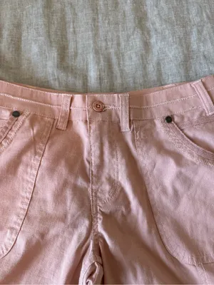 Aventura Women’s Pale Pink Cargo Hiking Shorts thumbnail 3
