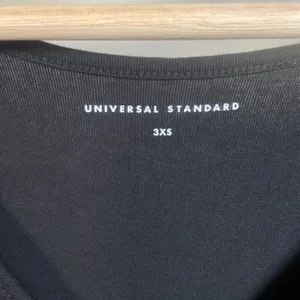 Universal Standard Iconic Geneva Sheath Midi Dress‎ Minimalist Black Size 3XS thumbnail 7