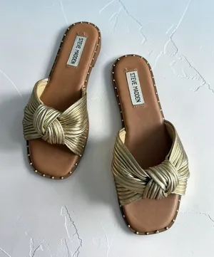 STEVE MADDEN Gold Leather Knot Slide Sandals Size 6 thumbnail 1