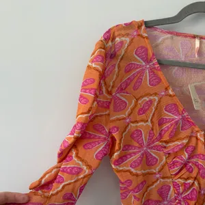 Free People Through the Meadow V Neck Floral Long Sleeve Top Pink Orange M NWT thumbnail 4