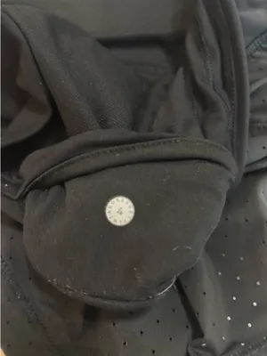Lululemon 2.5" Shorts thumbnail 5