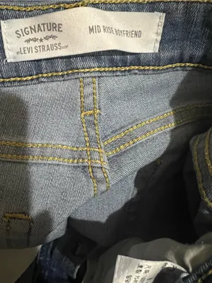 Levi's Levi Strauss Signature Mid Rise Boyfriend Jeans Women’s 6 W28 Distressed Raw Hem thumbnail 6