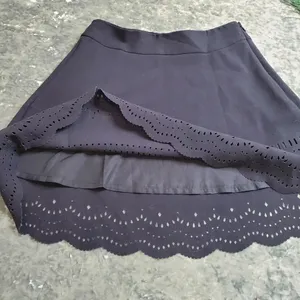 Loft Laser‎ Cut Black Skirt thumbnail 2