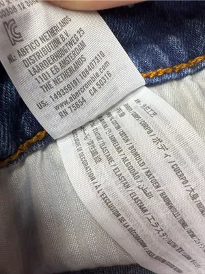 Abercrombie & Fitch Woman’s 10 High-Rise Distressed Denim Mom Shorts Blue thumbnail 5