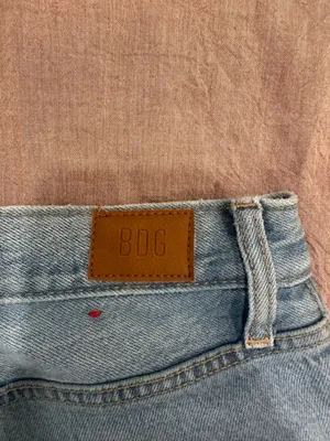 BDG Low-Rise Jeans thumbnail 5