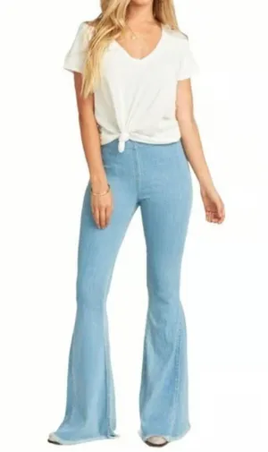 Show me your mumu Berkeley Bells light wash flare jeans thumbnail 1