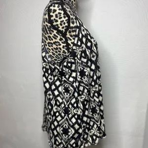Maurices Black and White Geometric Tank Top thumbnail 4