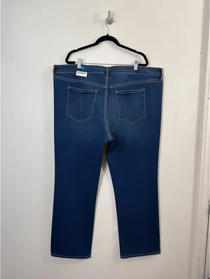 Old Navy Women’s Jeans Size 26 Kicker Boot Cut Mid Rise Stretch Blue Denim NWT thumbnail 2
