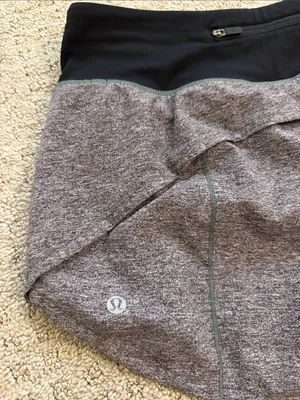 Lululemon Black Waistband Gray Heather Run Speed Shorts Size 6 Workout Athletic thumbnail 3