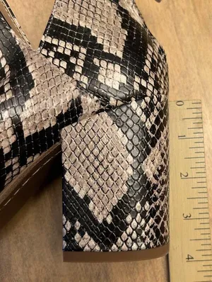 STEVE MADDEN Western Cedar Bootie In Natural Snake Print Size 6 Pointed thumbnail 5