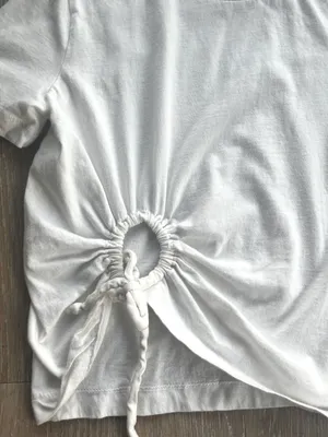 Urban Outfitters White Cutout Crewneck Crop Tee thumbnail 3
