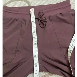 Vuori Summits Woven Joggers Fig Maroon Size XS Ripstop Hiking Athleisure Pants thumbnail 6
