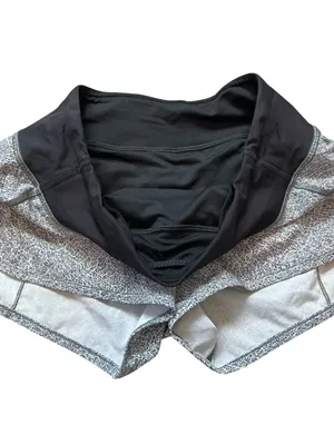 Lululemon Speed Running Shorts 2.5” Athletic Workout Athleisure Size 4 thumbnail 3