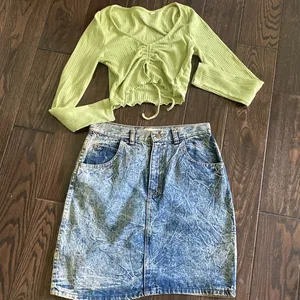 Vintage acid washed jean skirt size small thumbnail 7