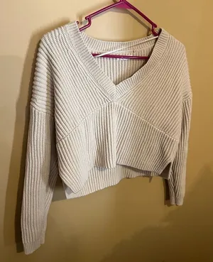 Pacsun‎ xs cropped beige sweater thumbnail 1