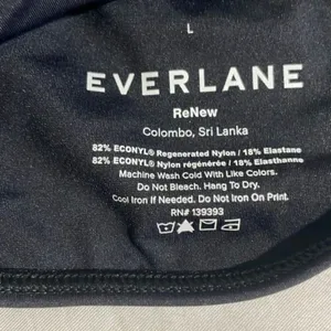 Everlane Bikini Women's Large Swim NWT The Tie-Front Bikini Top Black thumbnail 7