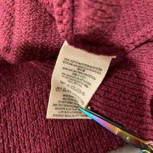 Free People Size S Burgundy Ribbed Mock Neck Sweater Large Oversized Cozy Knit thumbnail 10