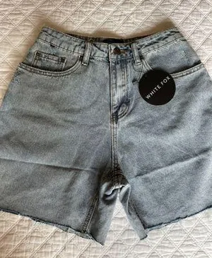 White Fox Boutique shorts thumbnail 3