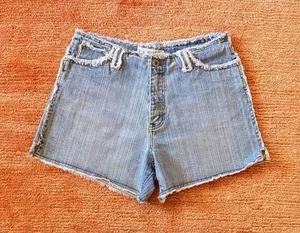 L.A. Blues Denim Shorts Size 10 Light Wash Frayed Trim Raw Hem Vintage thumbnail 1
