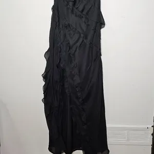 Abercrombie & Fitch Draped Ruffle Maxi Dress /Black / Size XS - 159-299-0020-900 thumbnail 2
