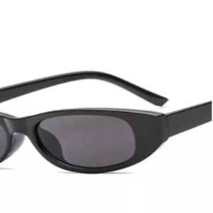 🟠Oval Black Sunglasses thumbnail 3
