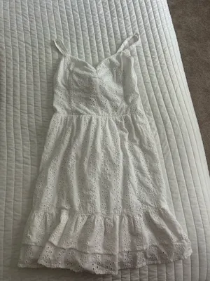 Hollister Grad dress thumbnail 1