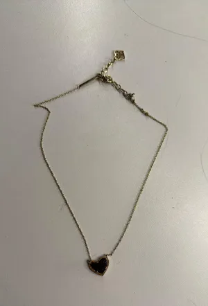 Kendra Scott Necklace Gold black heart thumbnail 1