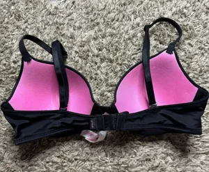 PINK Bra thumbnail 2