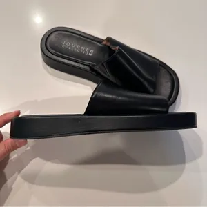 Journee Collection Denrie Platform Chunky Black‎ Sandal Size 9 thumbnail 5