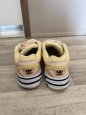 Adidas Astir Sneakers thumbnail 5