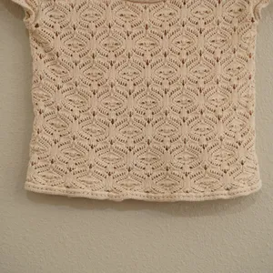 Vintage dELiA's XS Knit Top Beige Tan Pointelle Crochet Short Sleeve Shirt 90s thumbnail 3