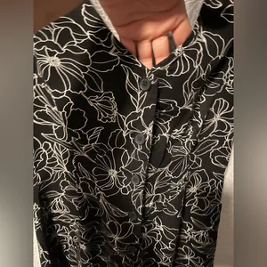 Steve Madden NWOT Elegant Black Floral Dress‎ new without tag thumbnail 9