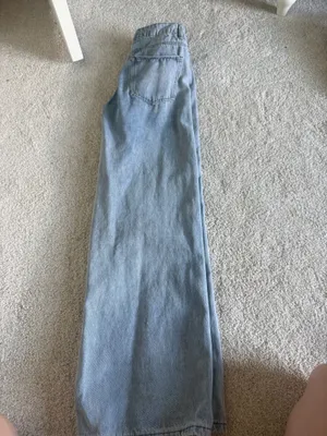 Edikted Raelynn Low-Rise Jeans thumbnail 2