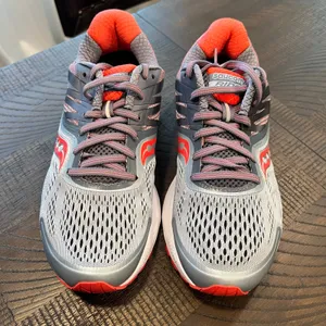 Saucony Women's Ride 10 size 8 women thumbnail 2