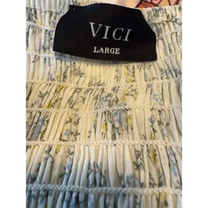 VICI Floral Puff Sleeve Smocked boho cottage core Y2K blue green Crop Top Large thumbnail 3